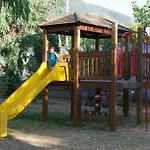 Happy Camp Mobile Homes In Karavomilos * Sami (Kefalonia)