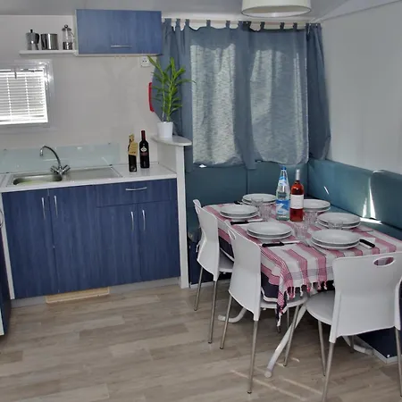 Camping Happy Camp Mobile Homes In Karavomilos Sami (Kefalonia)