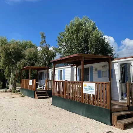 אתר קמפינג Happy Camp Mobile Homes In Karavomilos *