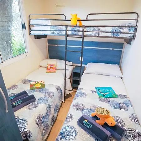 Camping Happy Camp Mobile Homes In Karavomilos Sami (Kefalonia)